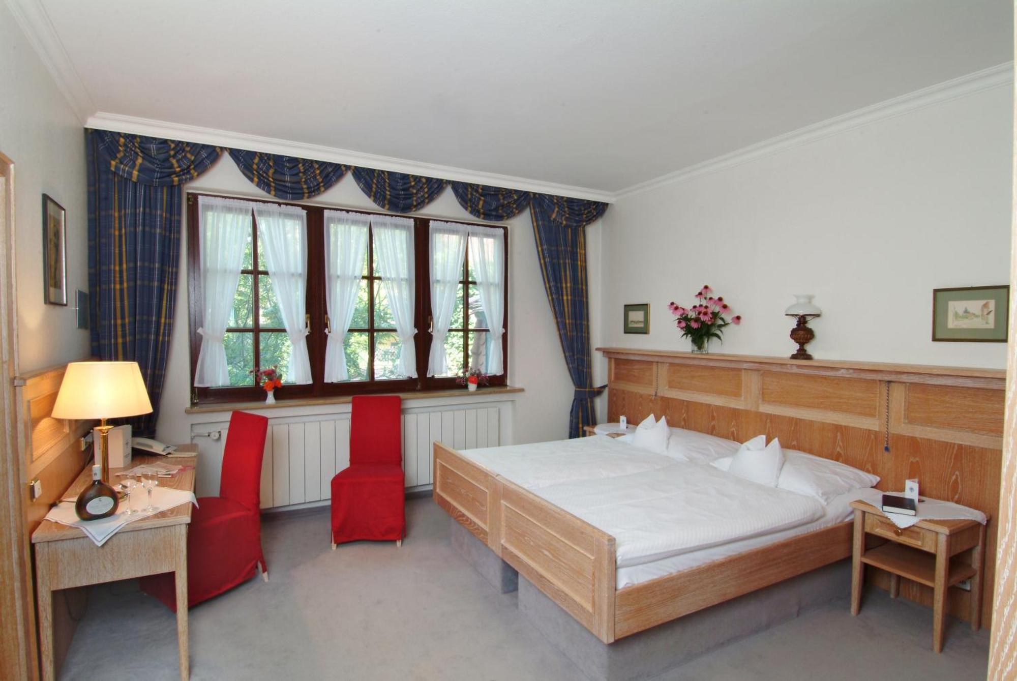 Hotel Leicht Biebelried Esterno foto