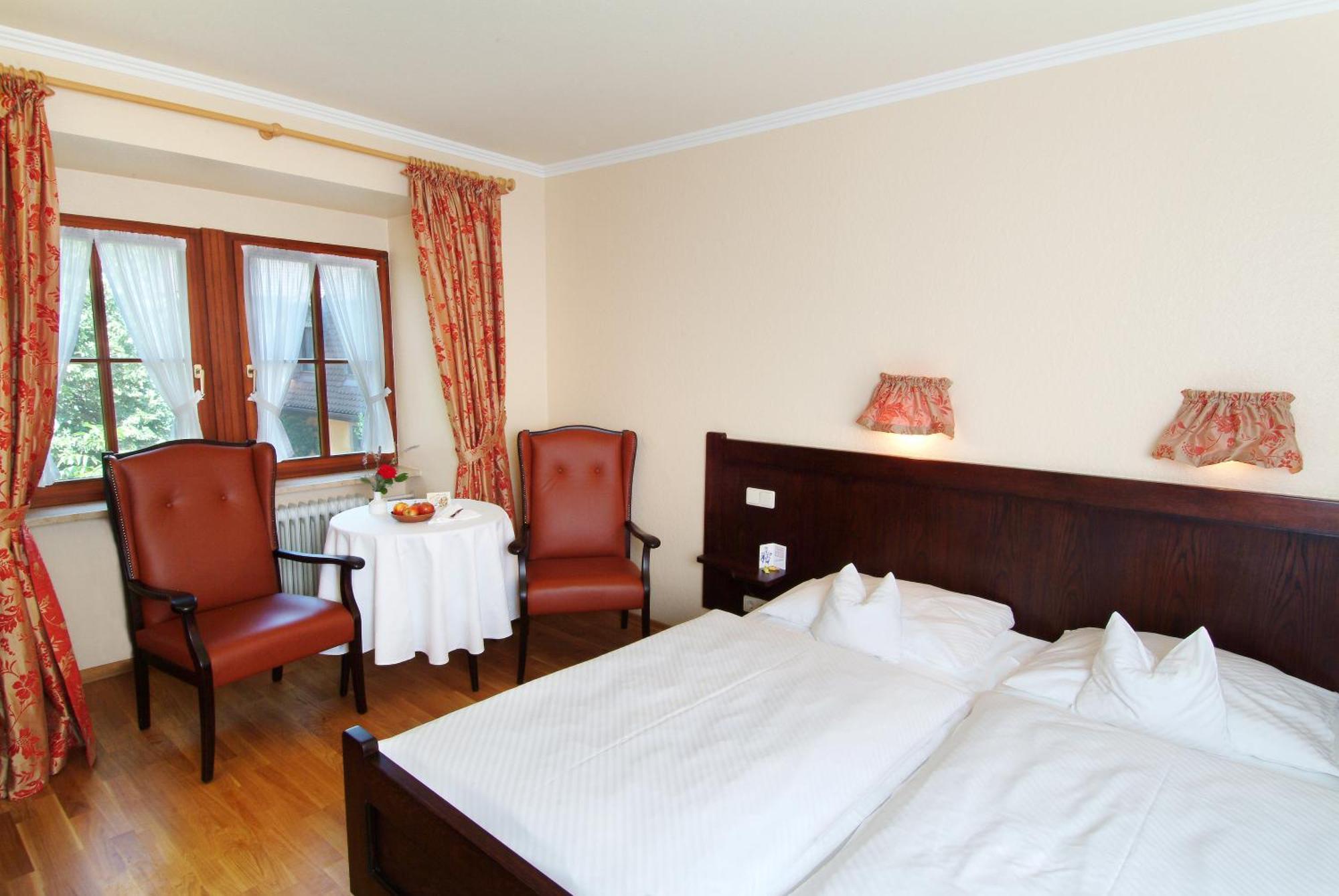 Hotel Leicht Biebelried Esterno foto